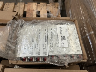 Ca. 60x  LED driver 3AAA, HYL-030R0500G210 TP